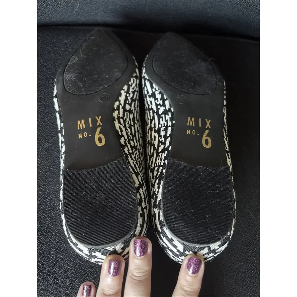 Mix No. 6 Irela Fabric Flats, Women's Size 7.5M, Black/White.
